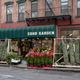 Illustration for article titled Christmas Trees Can Only Be Legally Sold on NYC Streets in December